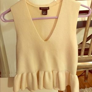Club Monaco sleeveless sweater top Merino Wool